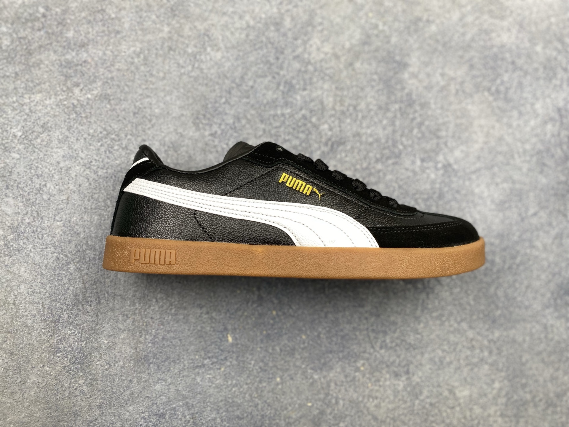 奥莱【凯司令独家特价】PUMA SUEDE XL 彪马新款面包鞋男女同款复古休闲板鞋 赠送一双鞋带 鞋身通体采用细腻的麂皮材质 厚实柔软 质感出众-北凯千寻